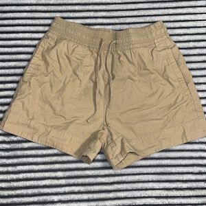 Size XS but pretty lose fitting and comfy worn a few times great condition